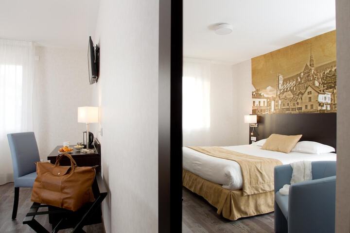 Room 26 of 62