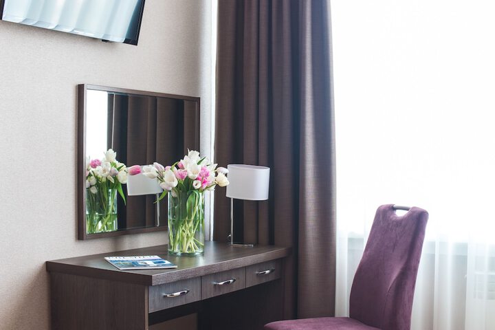 Room 43 of 96