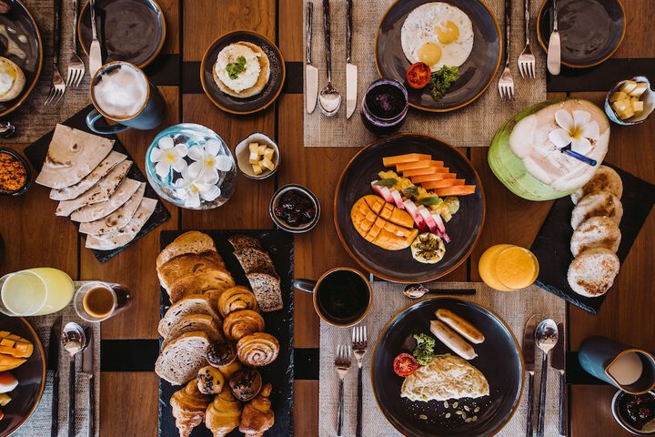 Breakfast/Coffee Service 50 of 66