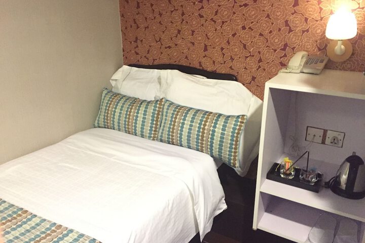 Room 20 of 73