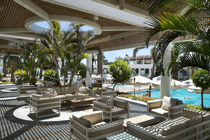 Pool 59 of 102