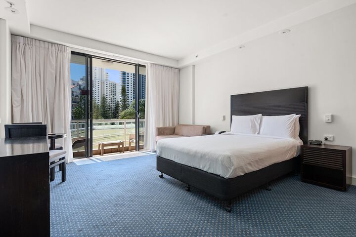 Room 25 of 113