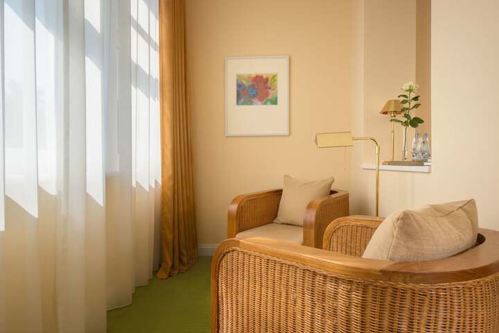 Room 7 of 25