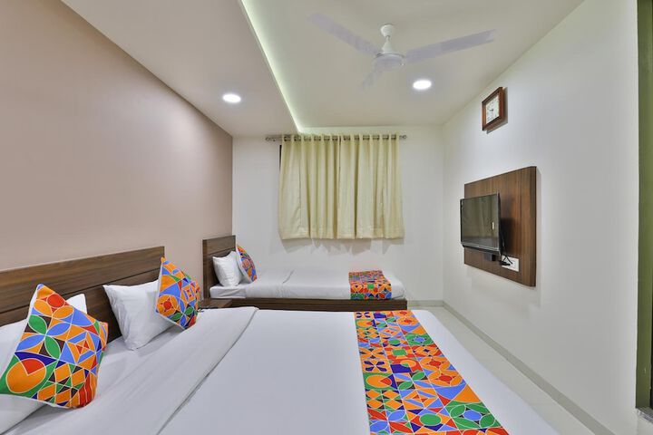 Room 21 of 37