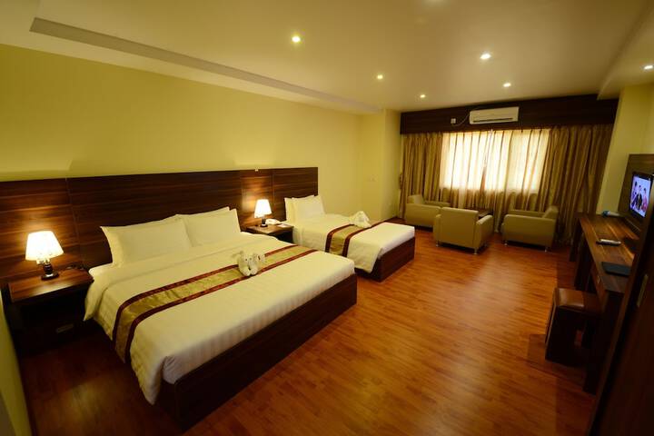 Room 6 of 43