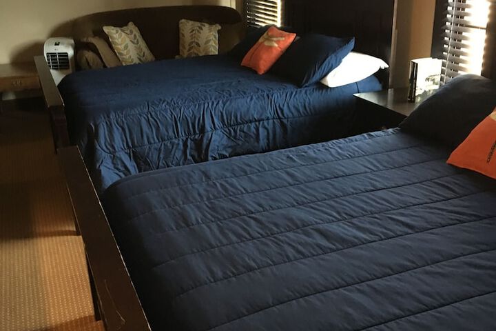 Room 28 of 41