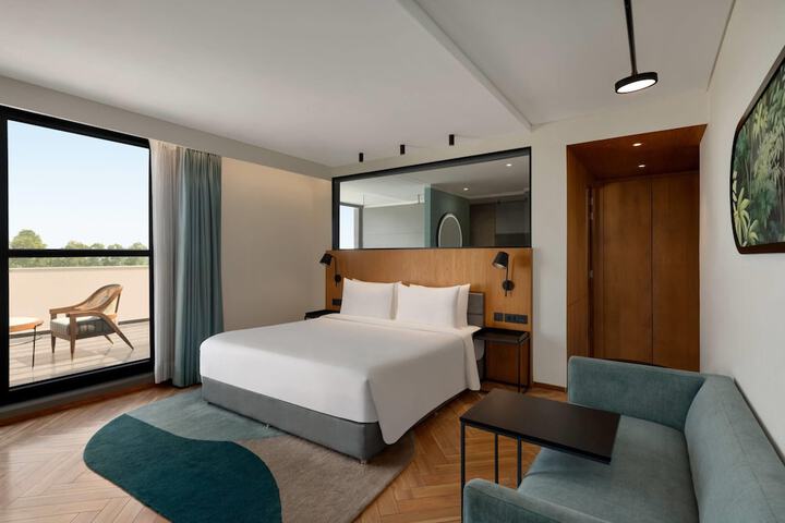 Room 22 of 61