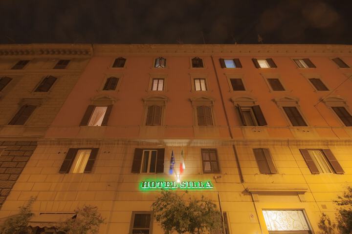 Front of property - evening/night