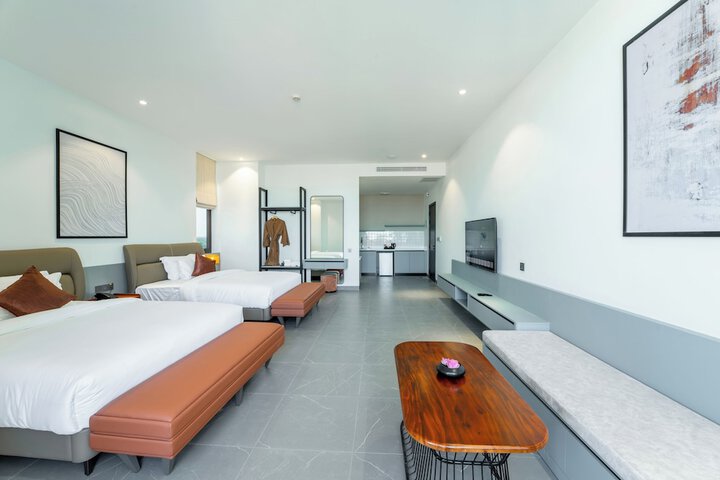 Room 30 of 156