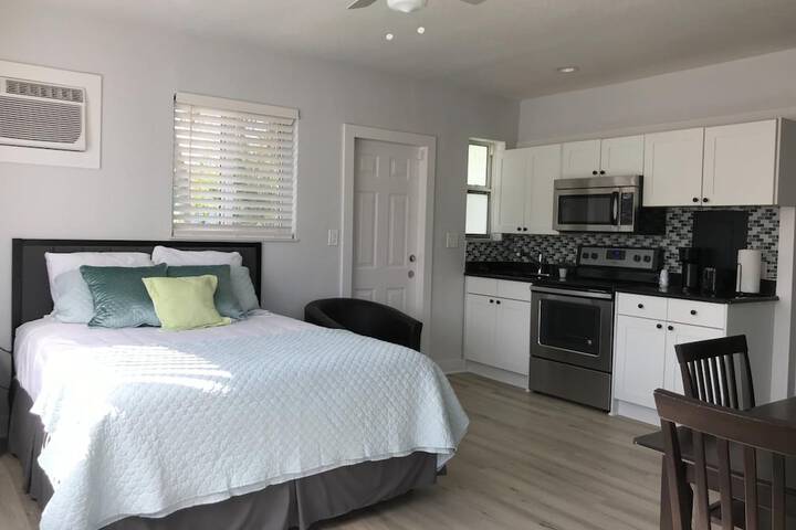 Room 10 of 50