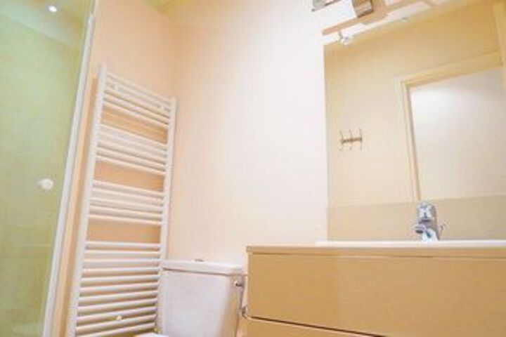 Room 2 of 12