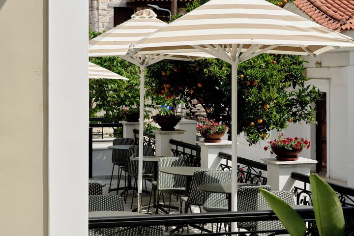 Terrace/Patio 41 of 43