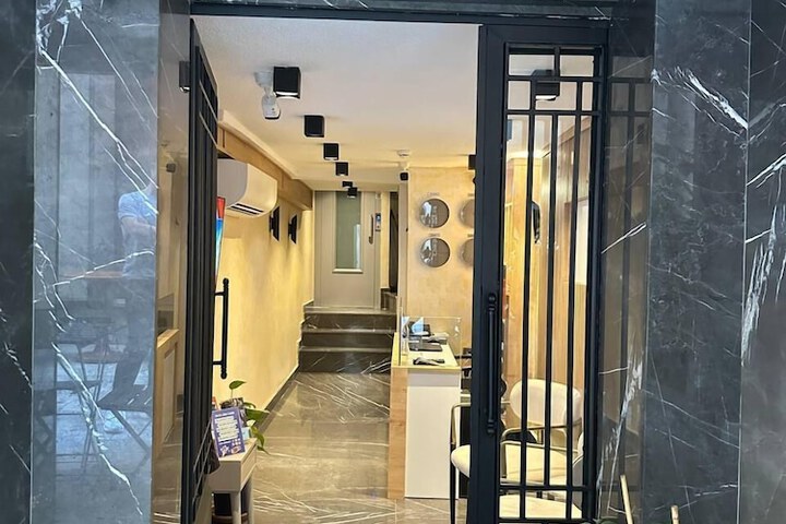 Hotel 42 of 42