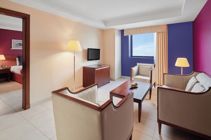 Room 25 of 73