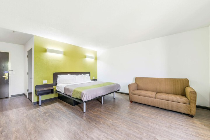 1 King Bed Sofa Bed (6 of 16)