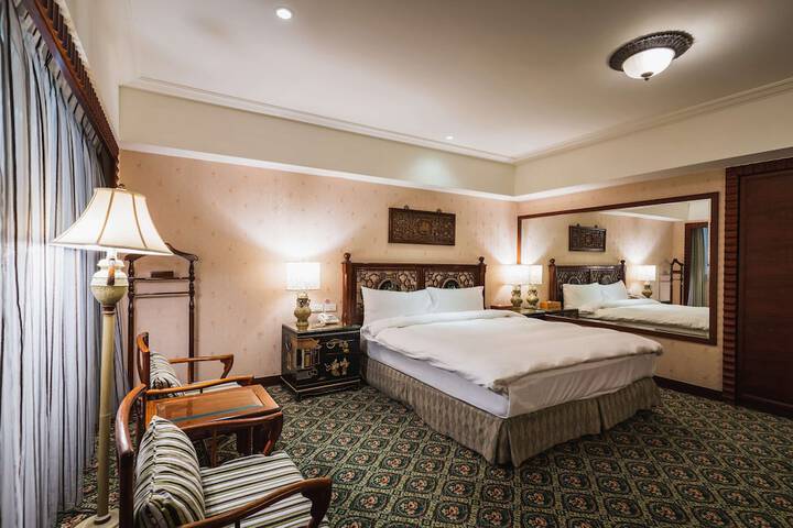 Room 32 of 164