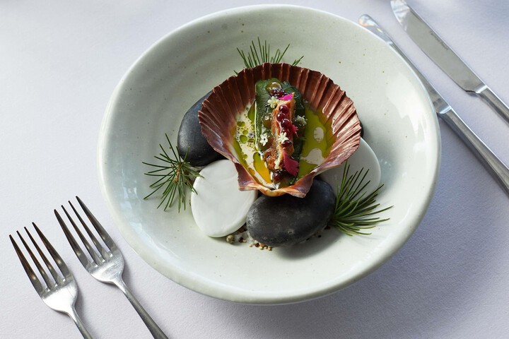 Dining 157 of 210
