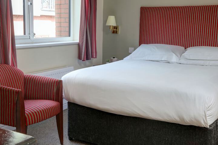 Room 6 of 21