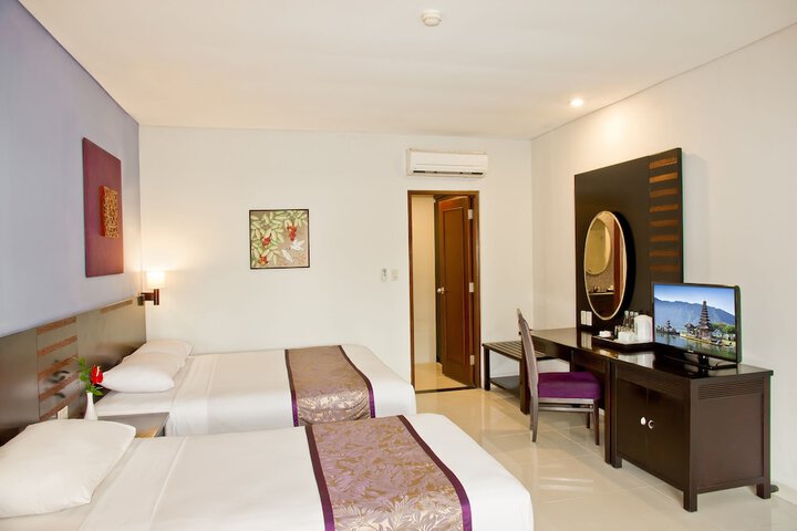 Room 10 of 60