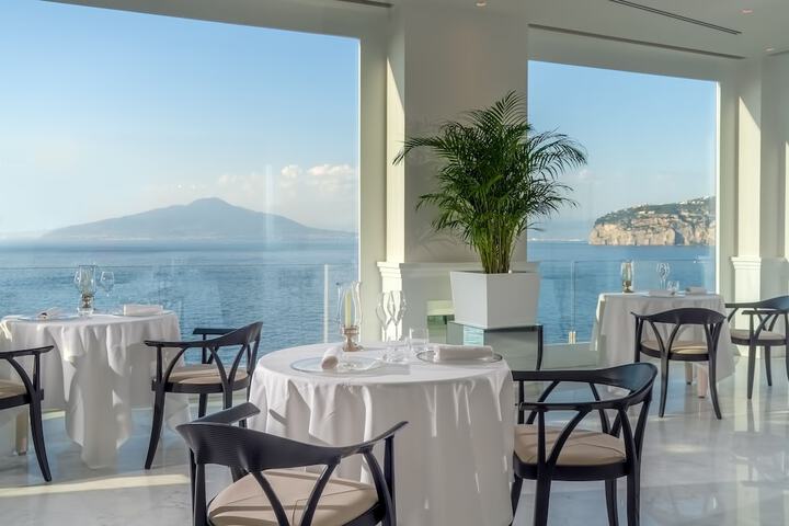 Dining 98 of 118