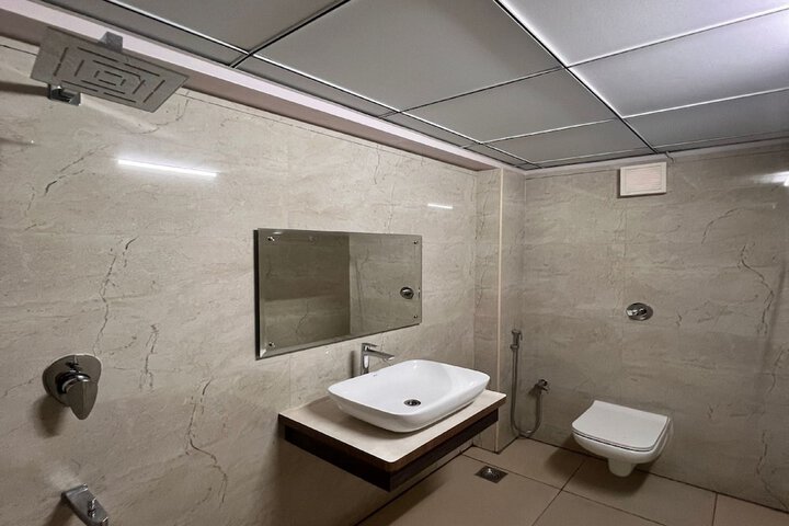 Room 27 of 50