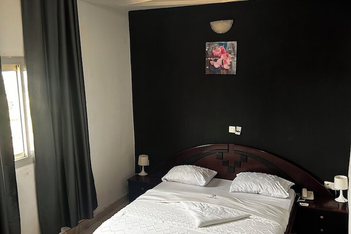 Room 94 of 307