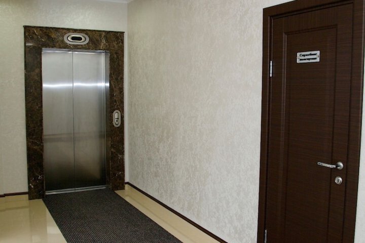 Ballroom/Hall 57 of 72