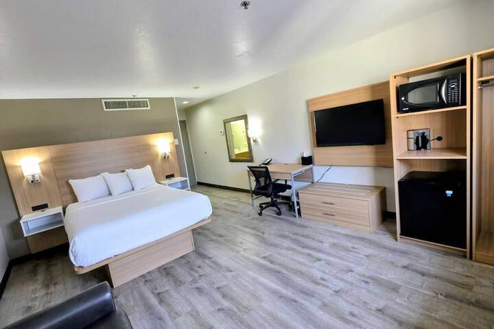 Room 14 of 29