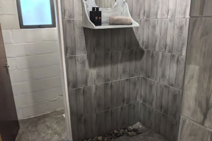 Room 159 of 232