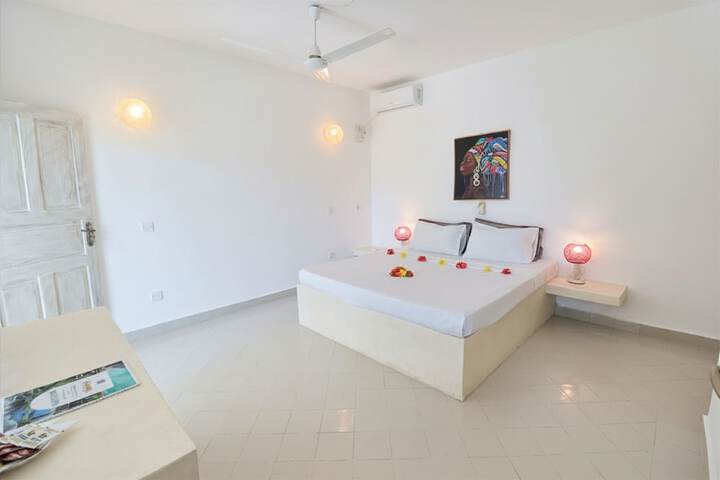 Room 29 of 97