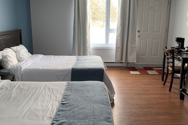 Room 6 of 38