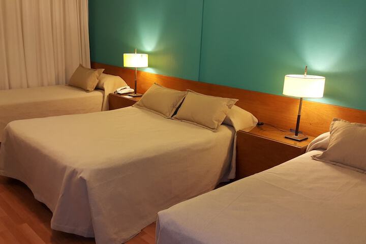 Room 7 of 33