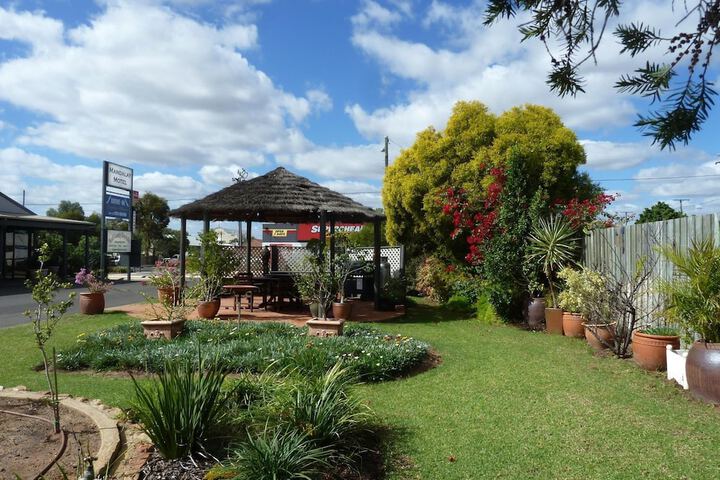 Property Grounds 26 of 35