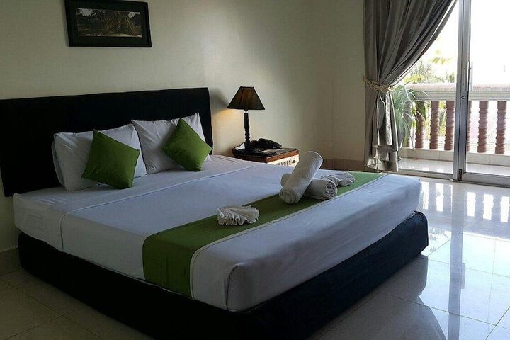 Room 6 of 22