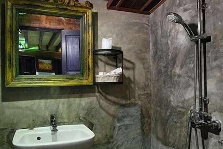 Bathroom Interior Photo