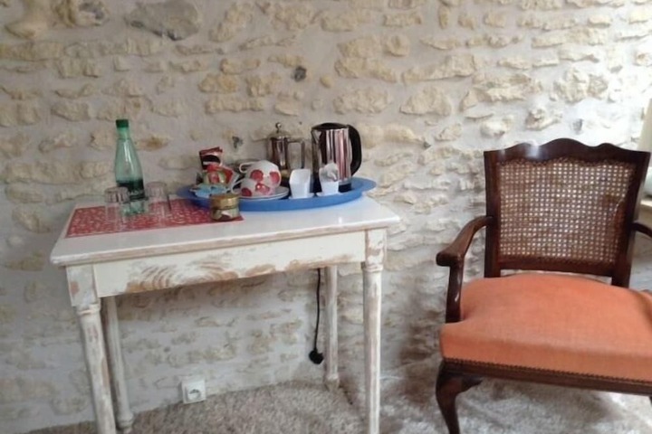 Room 18 of 47