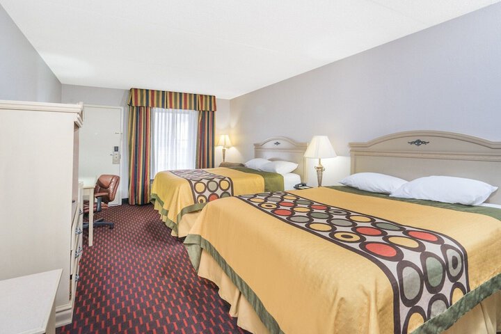 Room 12 of 46