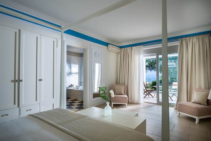 Room 10 of 75