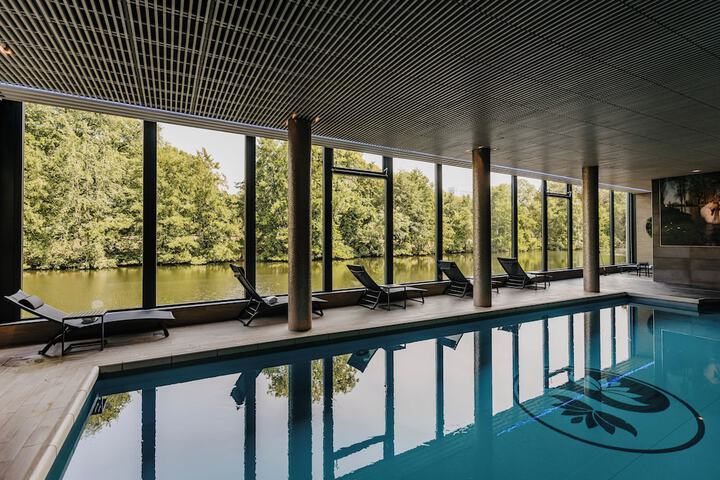 Pool 84 of 135