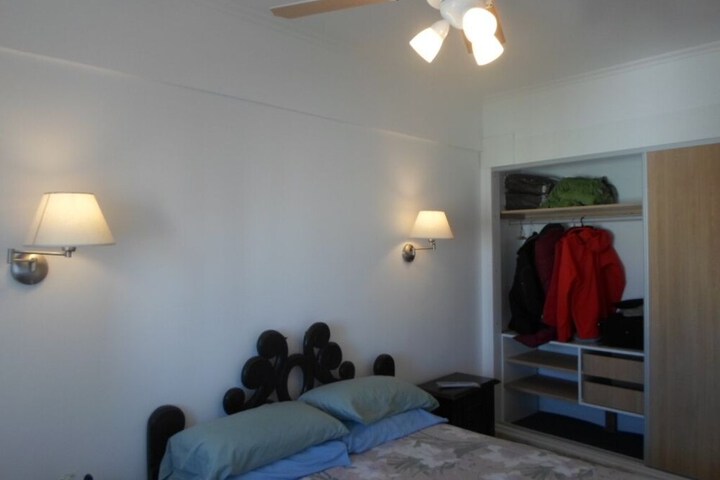 Room 4 of 48
