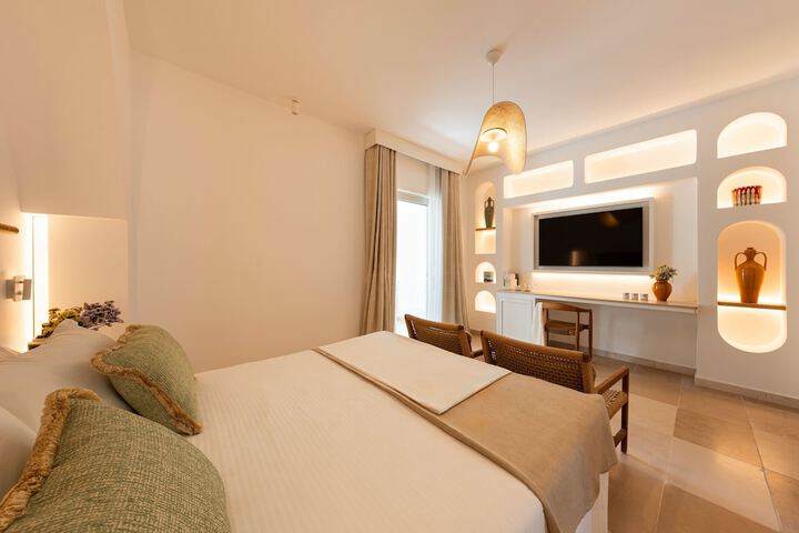 Room 25 of 53