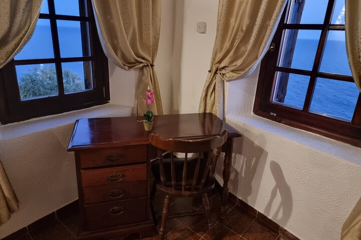 Room 37 of 129