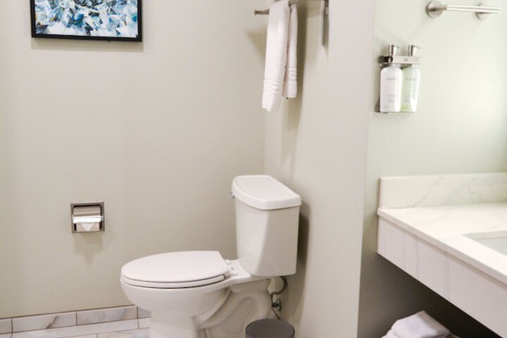 Room 14 of 28