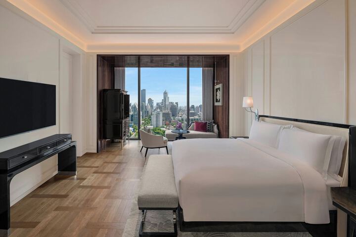 Room 26 of 105