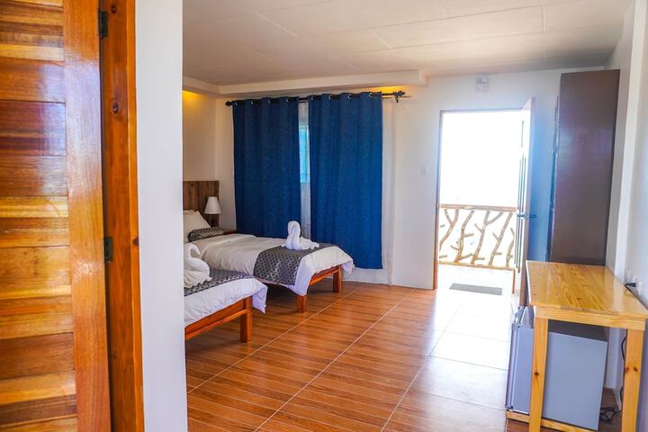 Room 16 of 42