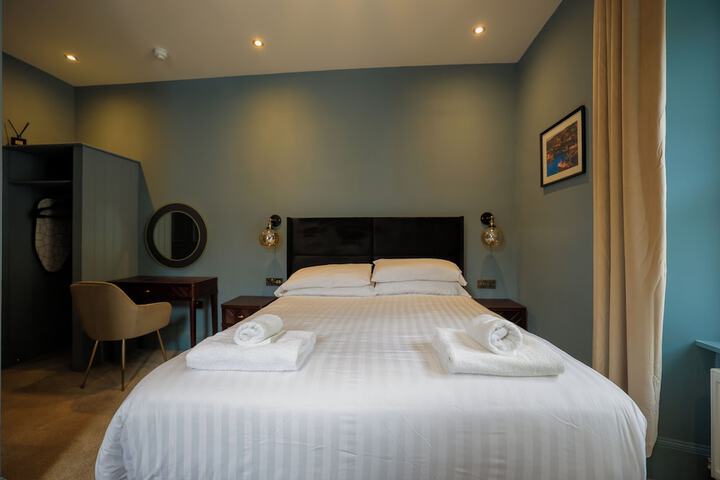 Room 48 of 111