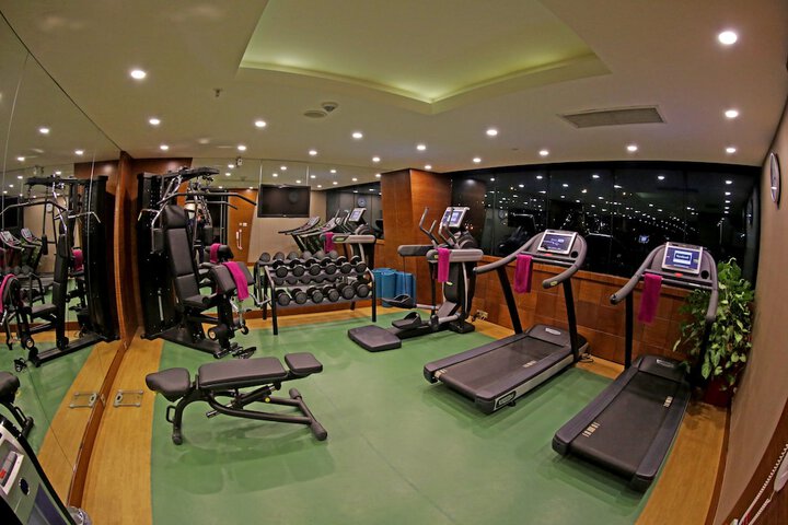 Room 12 of 30