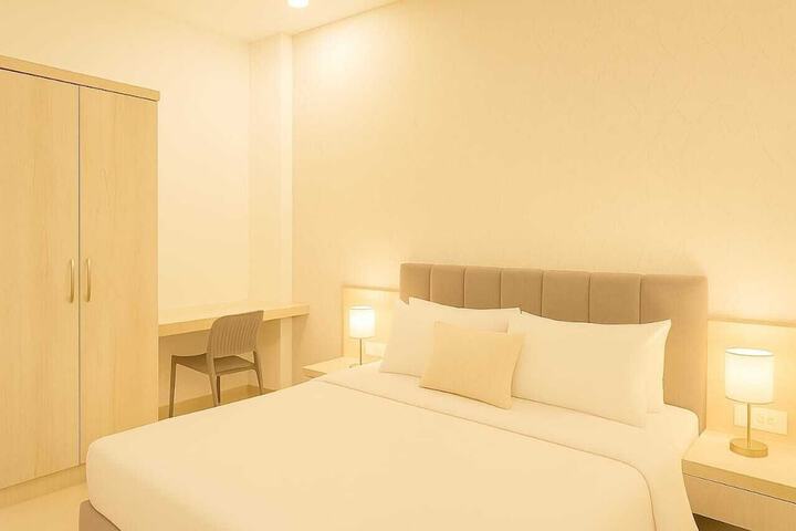 Room 3 of 39