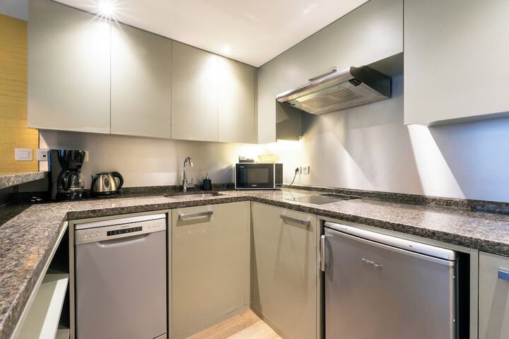 Private kitchenette