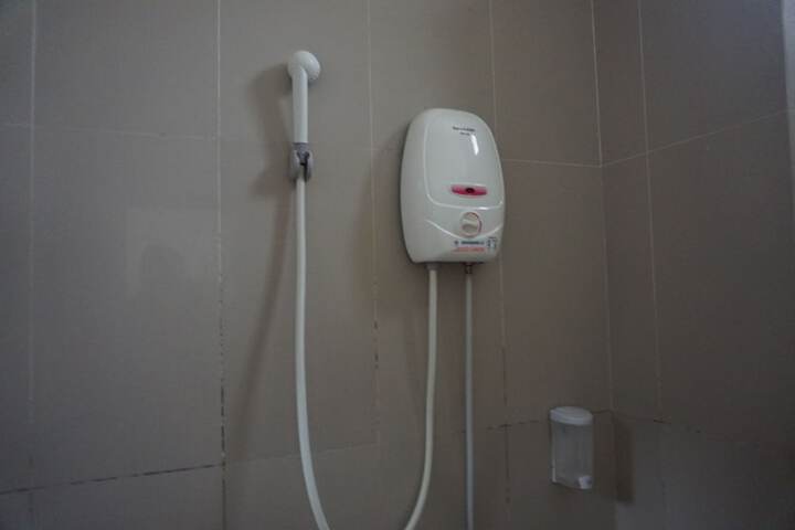 Room 18 of 22
